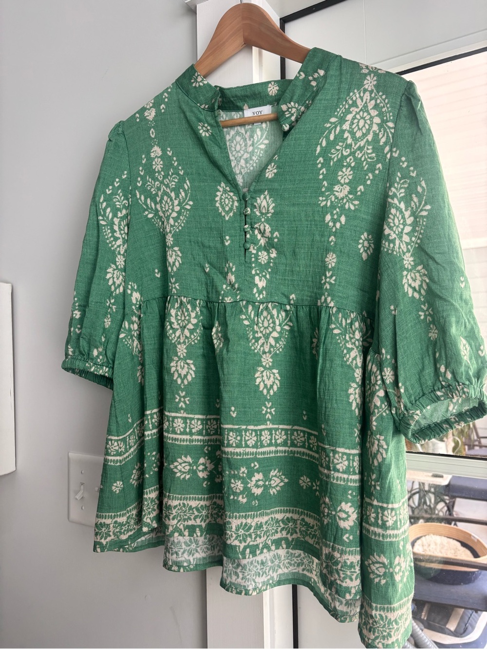 Voy green peplum top size Large